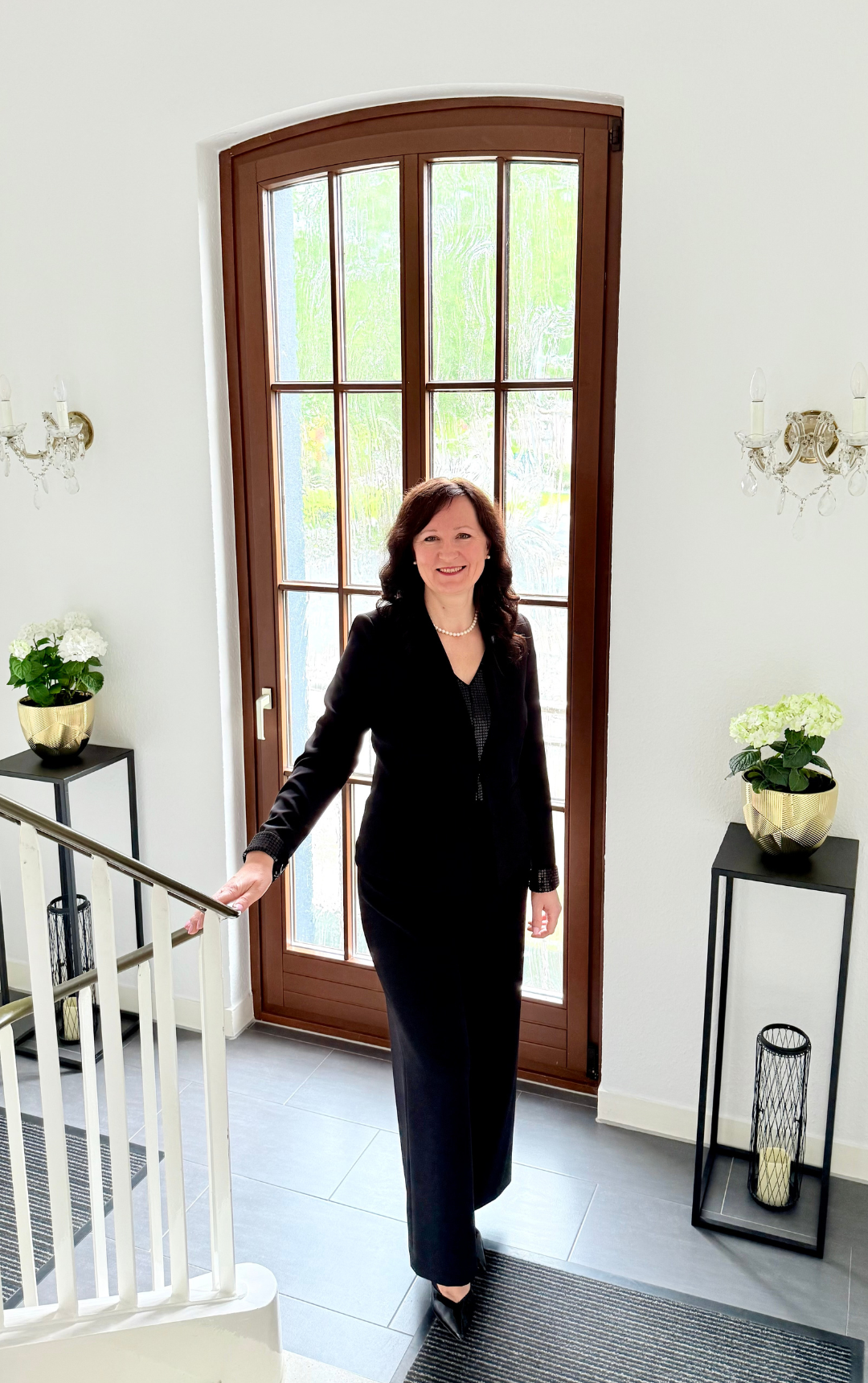 Irina Kary, Ihr Ansprechpartner für Immobilienfragen Irina Kary - Geschäftsführerin
