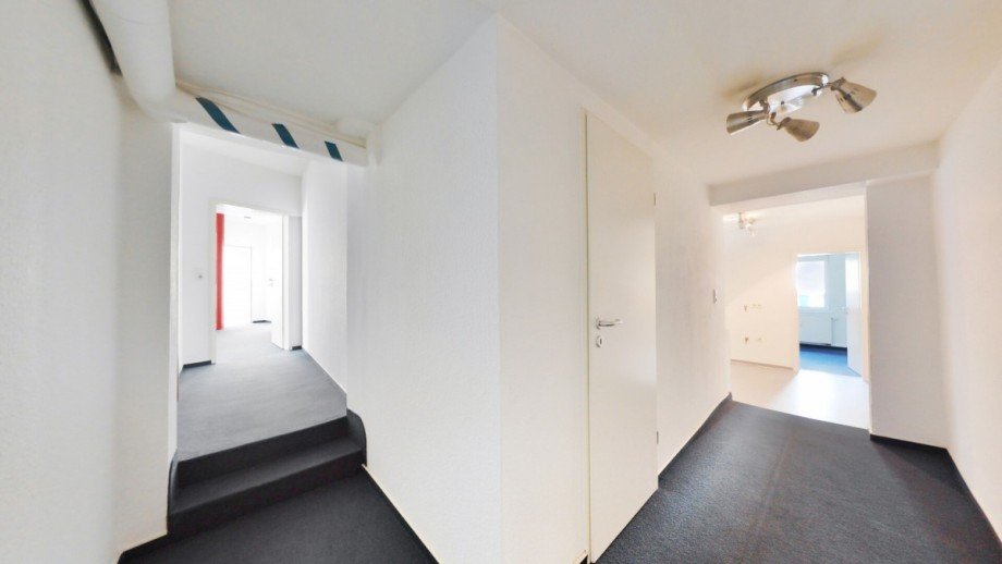 Flur 2 B�ro / Praxis Dietzh�lztal / Ewersbach