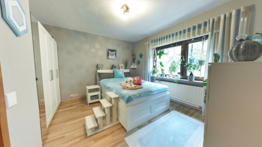 EG - Kinderzimmer Zweifamilienhaus Dillenburg