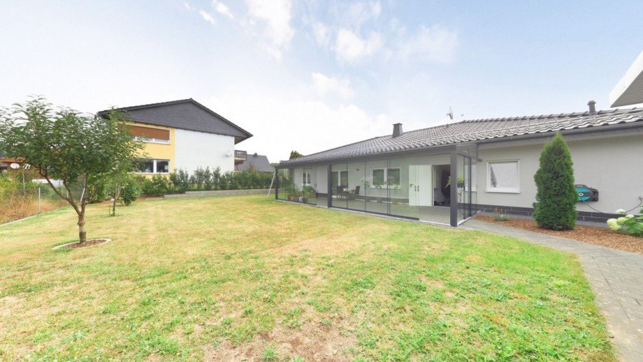Garten Einfamilienhaus Dietzh�lztal-Mandeln