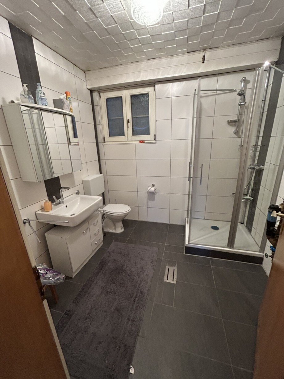 Bad (Keller) Einfamilienhaus Dietzh�lztal / Steinbr�cken