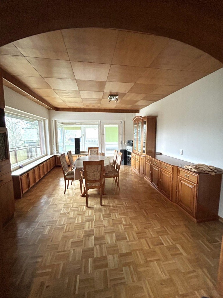 Esszimmer Dietzh�lztal / Steinbr�cken Einfamilienhaus Bezauberndes 8-Zimmer-Haus mit Kamin, Wintergarten, Balkon und Terrasse
