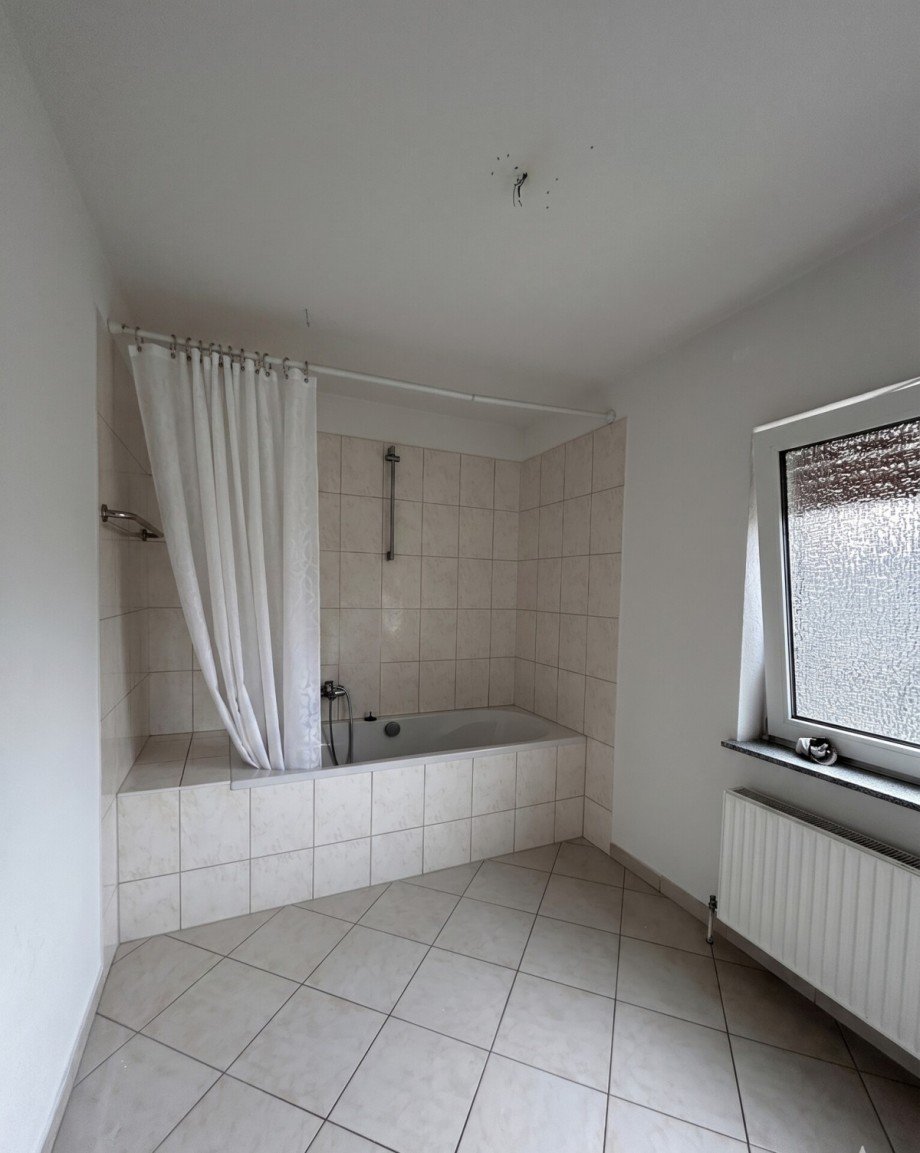 Bad Etagenwohnung Dietzh�lztal / Mandeln
