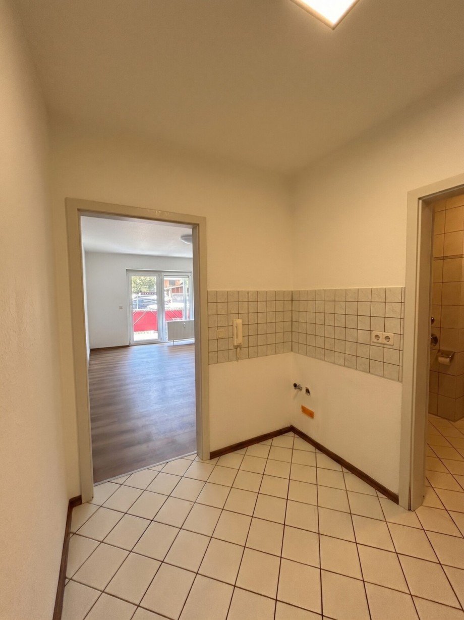 Flur- & K�chenbereich Erdgeschosswohnung Birlenbach