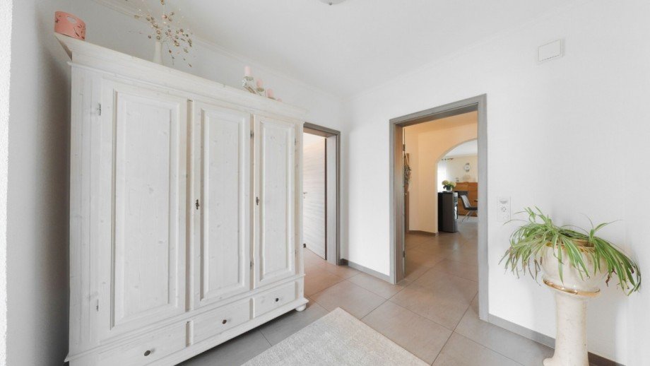 Flur Einfamilienhaus Dietzh�lztal-Mandeln
